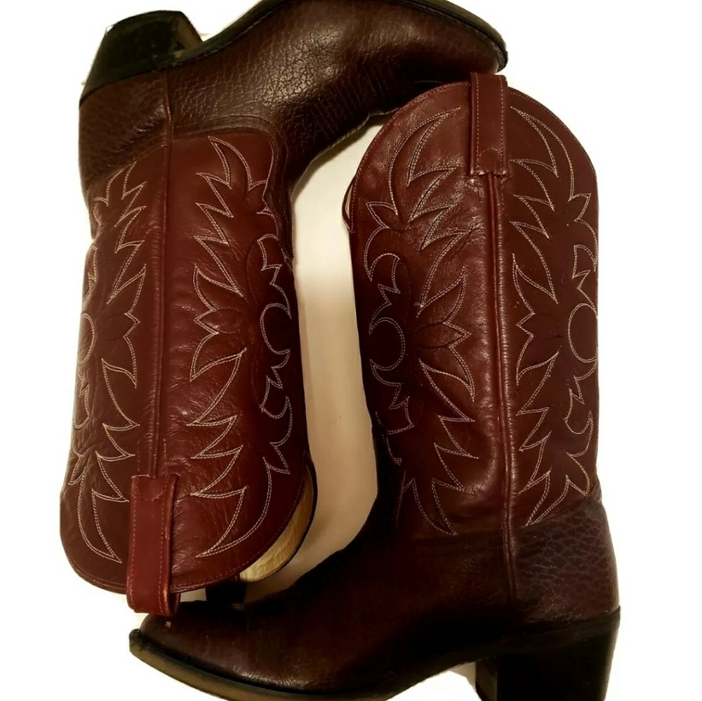 Leather Western cowboy boots